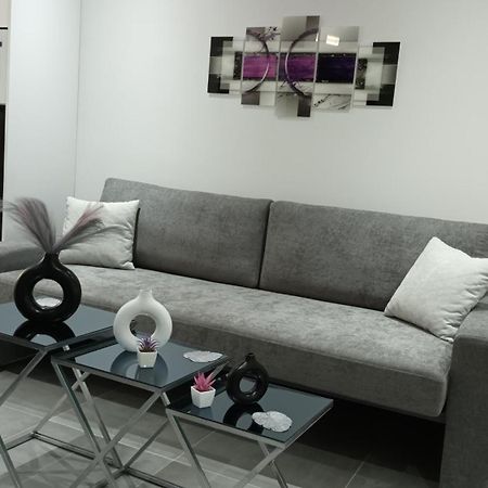 Km Luxury Apart Downtown Heraklion  Bagian luar foto