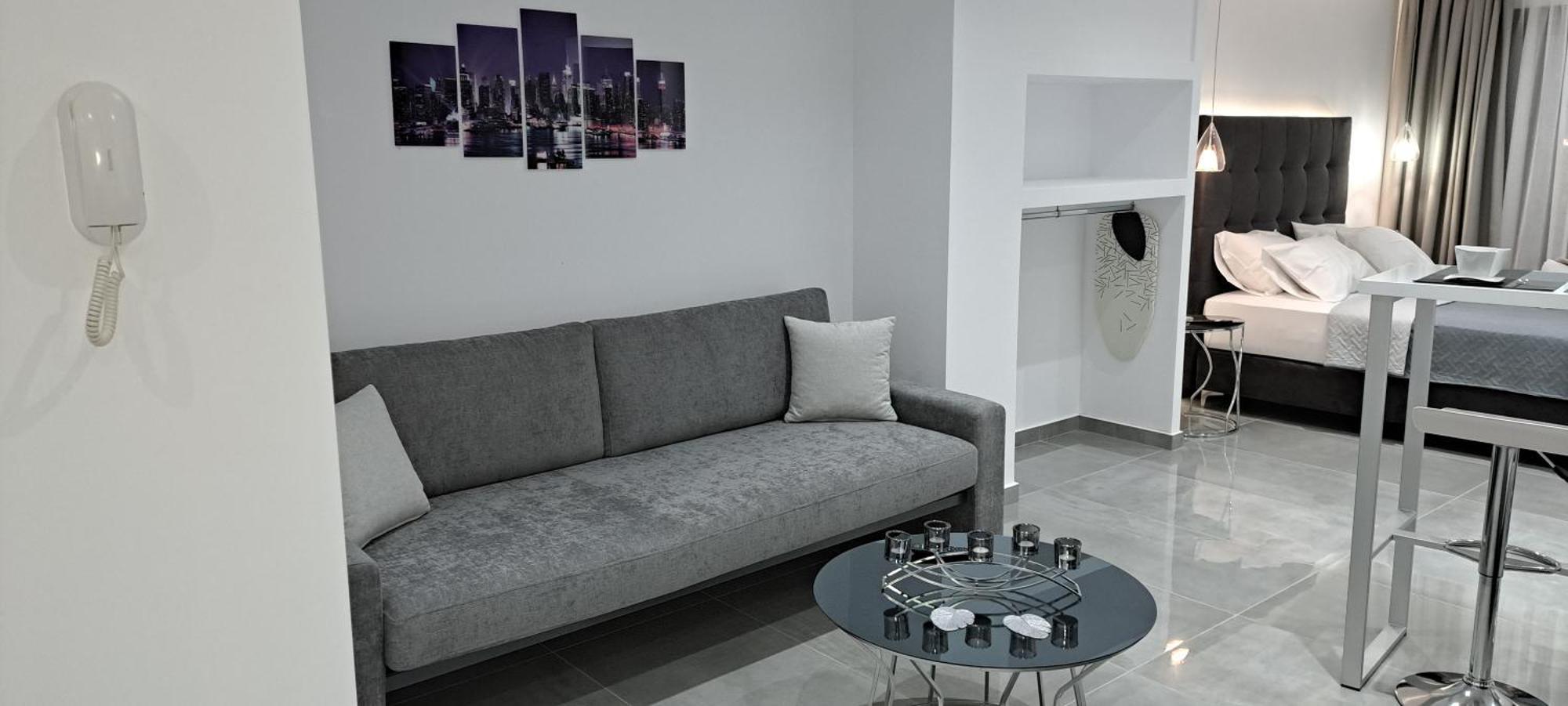 Km Luxury Apart Downtown Heraklion  Bagian luar foto