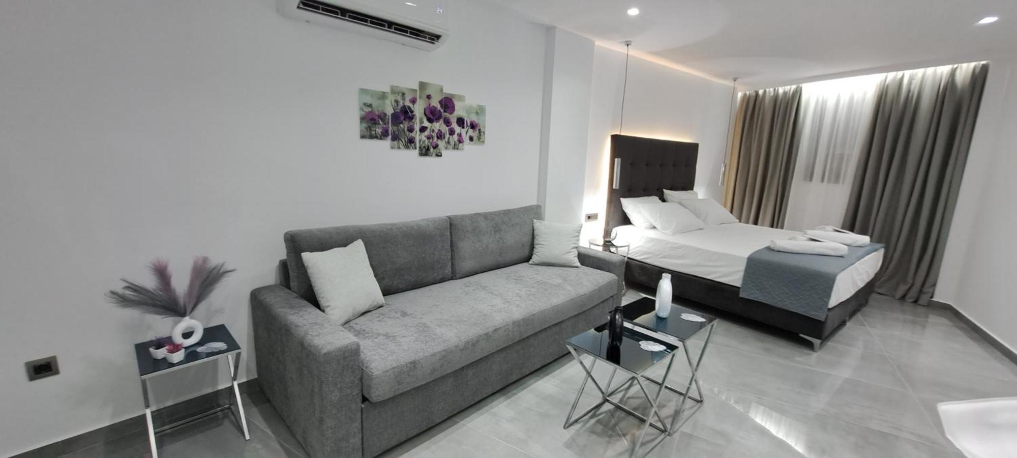 Km Luxury Apart Downtown Heraklion  Bagian luar foto